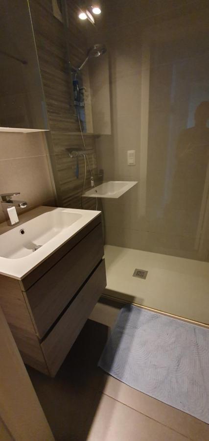 3 Bedroom Apartment Nearby The Sea ออสเทนด์ ภายนอก รูปภาพ