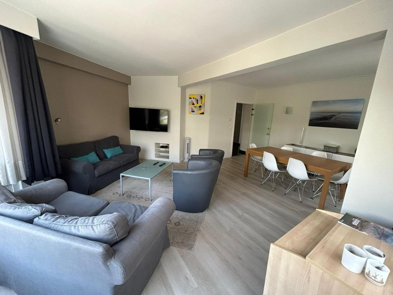 3 Bedroom Apartment Nearby The Sea ออสเทนด์ ภายนอก รูปภาพ